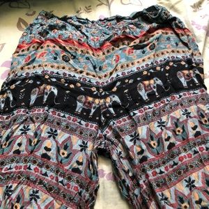 Patterned loose pants